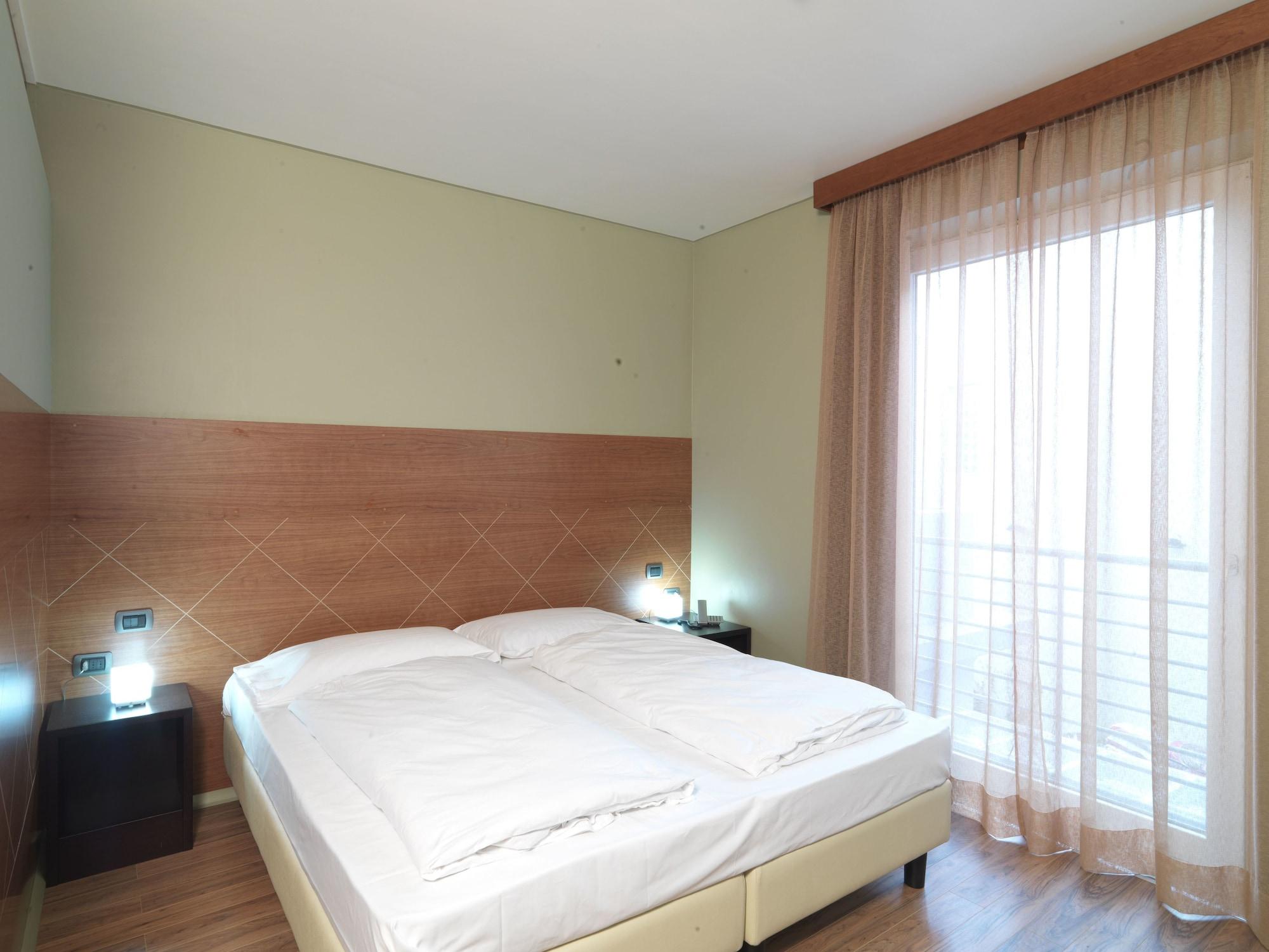 Empoli Hotel Екстериор снимка