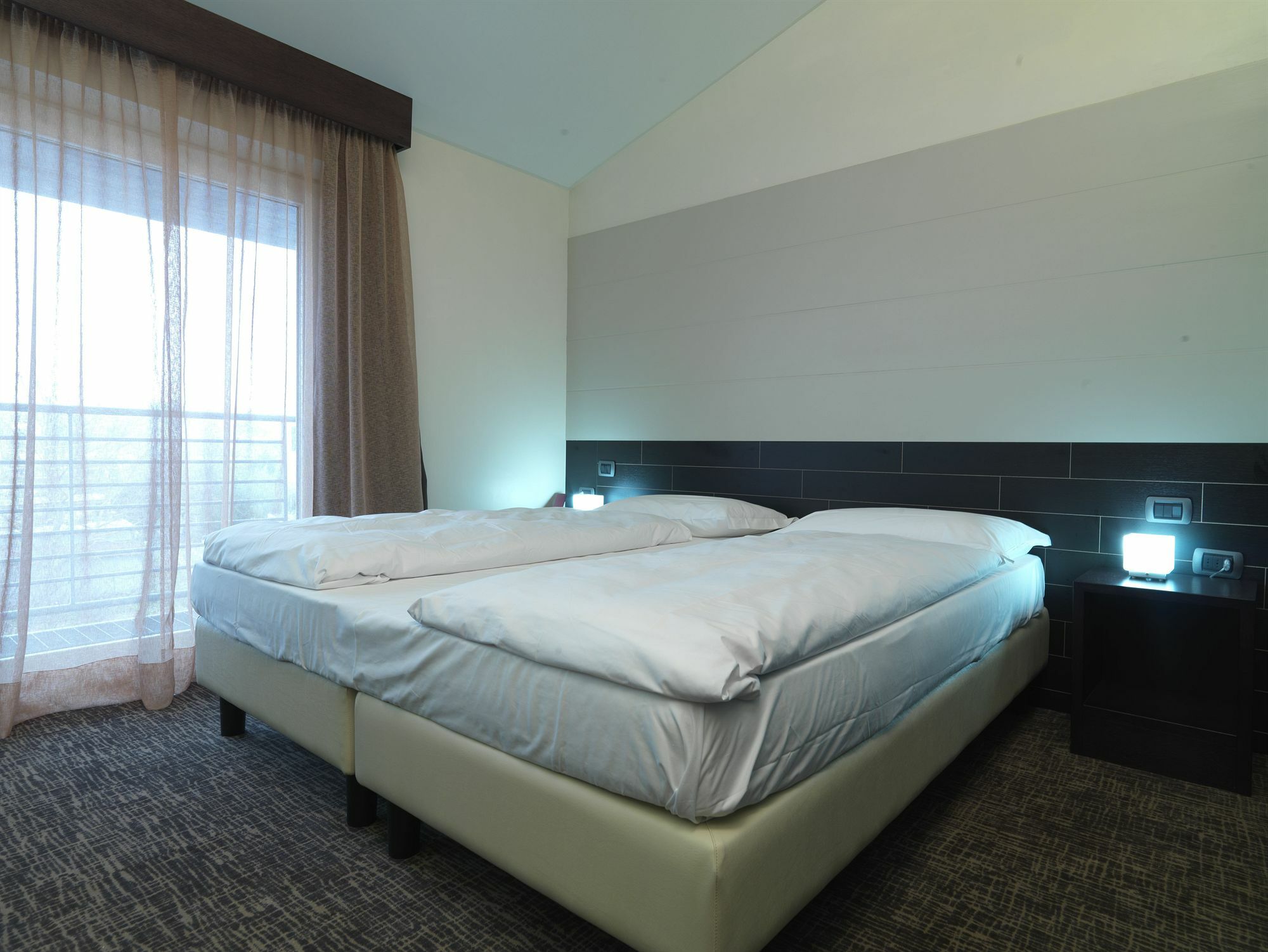 Empoli Hotel Екстериор снимка