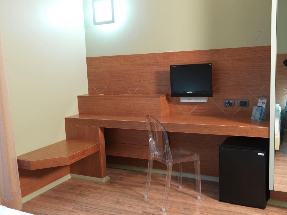 Empoli Hotel Стая снимка
